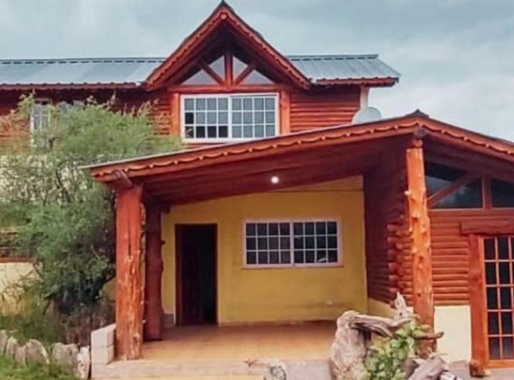 VENTA CASA 2 DORMITORIOS. CASA GRANDE. PUNILLA 1