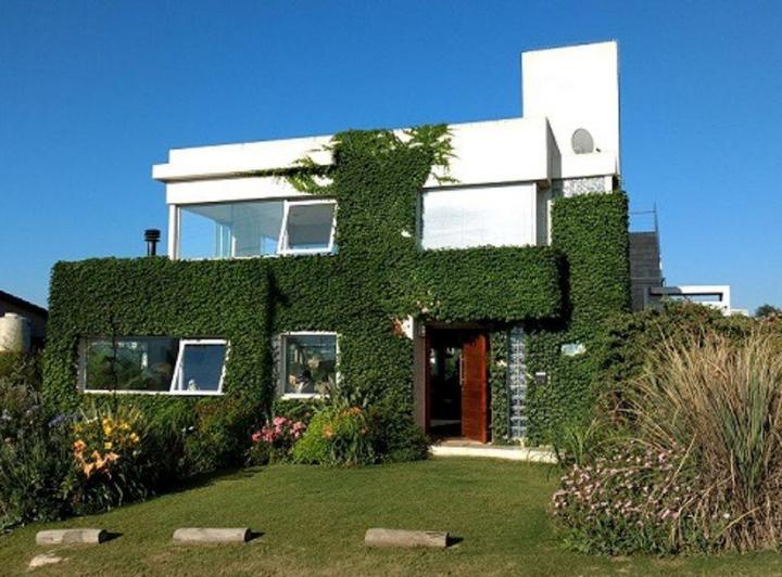 VENTA CASA + DEPARTAMENTO BARRIO VILLA DEL LAGO CARLOS PAZ 5