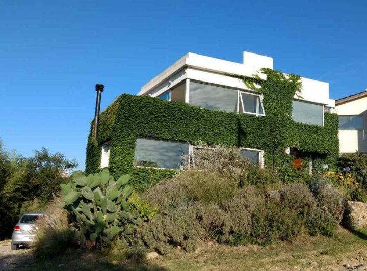 VENTA CASA + DEPARTAMENTO BARRIO VILLA DEL LAGO CARLOS PAZ 1