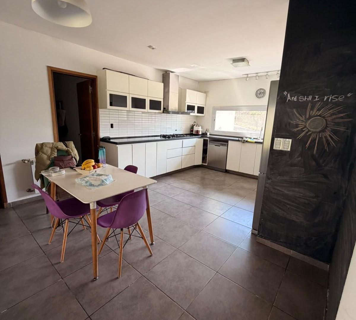 Foto de Propiedad en venta en barrio cerrado 4 hojas,Mendiolaza - Impecable con, imagen 4