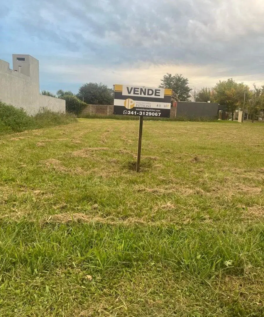 Terreno de 230 m2 en venta en Puerto General San Martín. La Pedrera 3