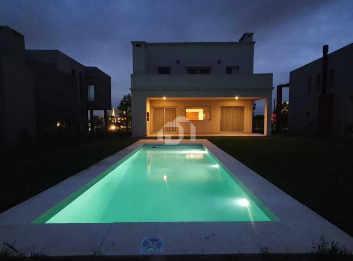 Casa  en Alquiler en Araucarias, Puertos, Escobar 4
