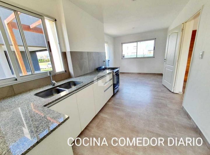 Casa  en Alquiler en Araucarias, Puertos, Escobar 3