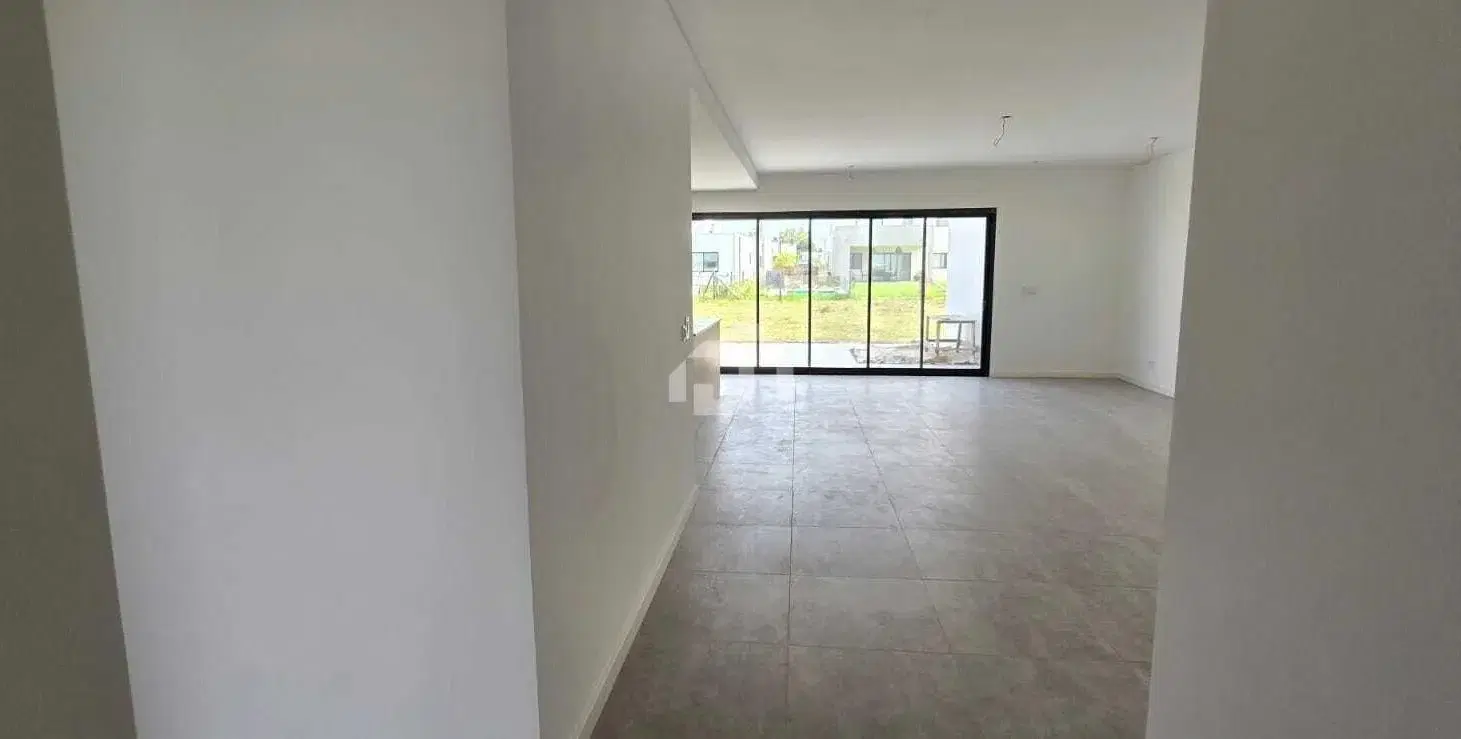 Casa  en Venta en Santa Elisa, Pilar del Este, Pilar 8