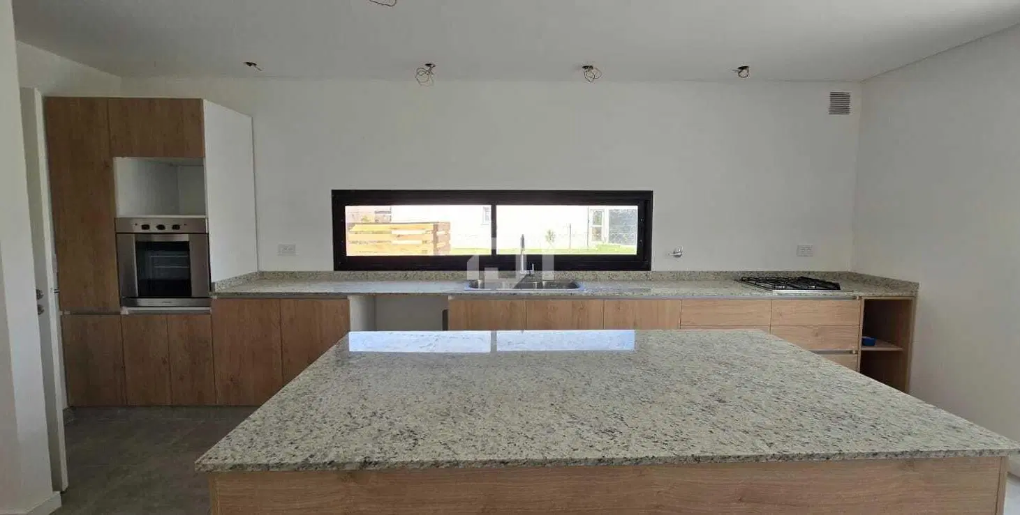 Casa  en Venta en Santa Elisa, Pilar del Este, Pilar 3