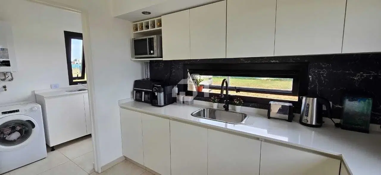 Casa  en Venta en Santa Elisa, Pilar del Este, Pilar 3