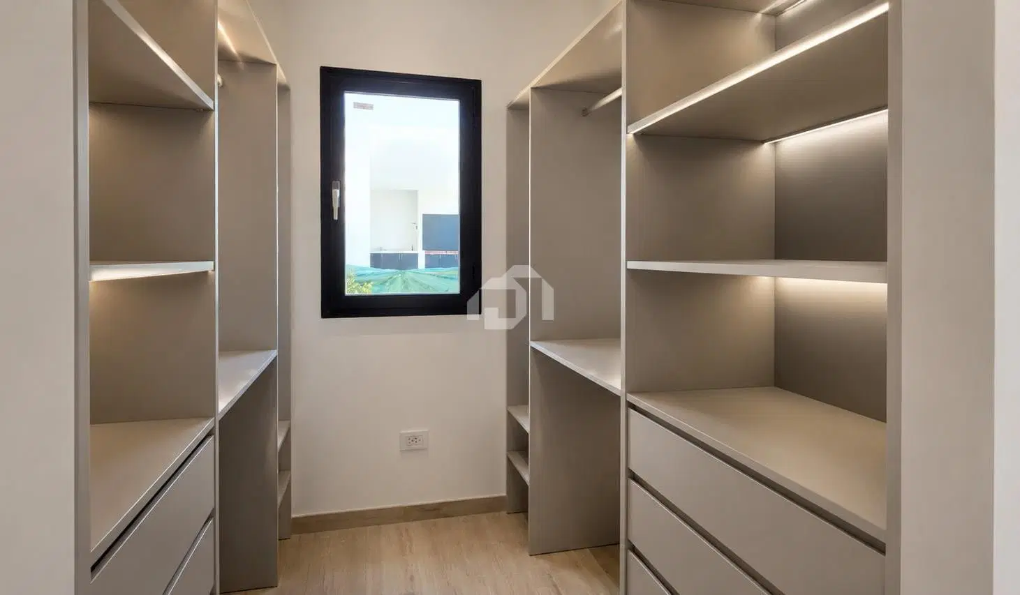 Casa en Venta en San Ramiro, Pilar del Este, Pilar 5