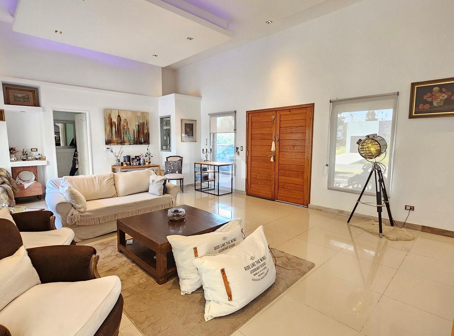 Foto de Casa en Venta en Altos de Campo Grande, Pilar, G.B.A. Zona Norte, imagen 2