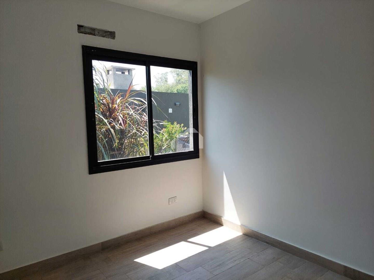 Foto de Casa en Venta en Santa Guadalupe, Pilar del Este, Pilar, imagen 1
