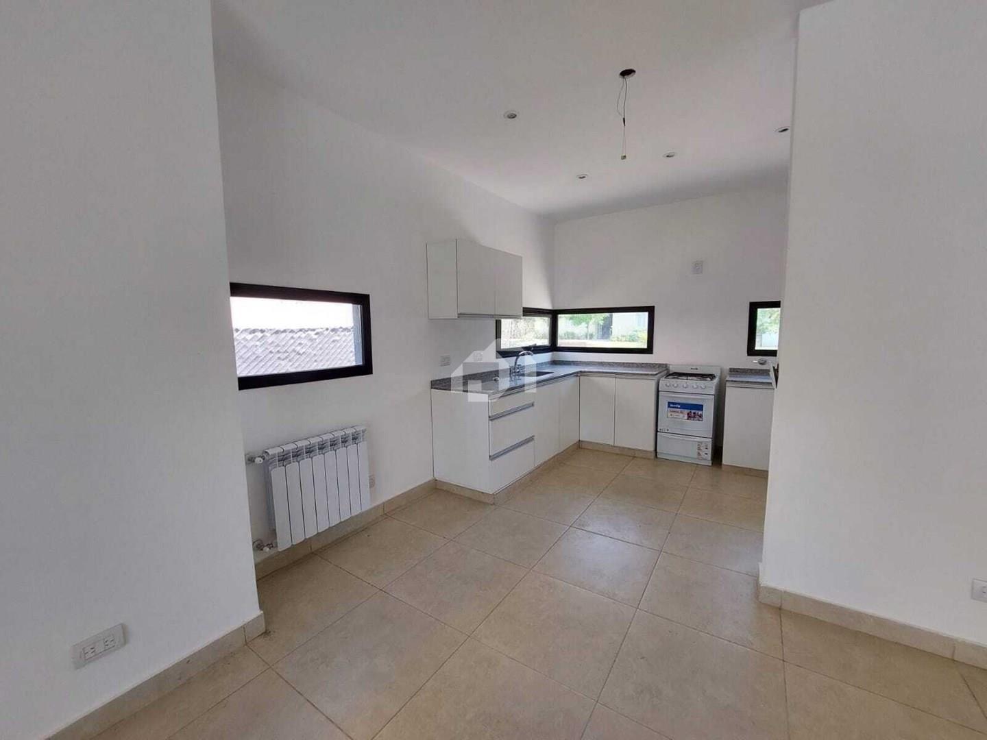Foto de Casa en Venta en Santa Guadalupe, Pilar del Este, Pilar, imagen 2