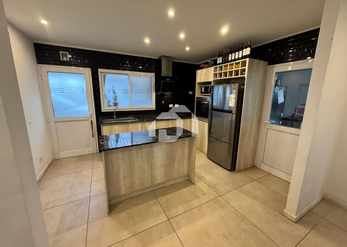 Foto de Casa en Venta en Santa Lucia, Pilar del Este, Pilar, imagen 1