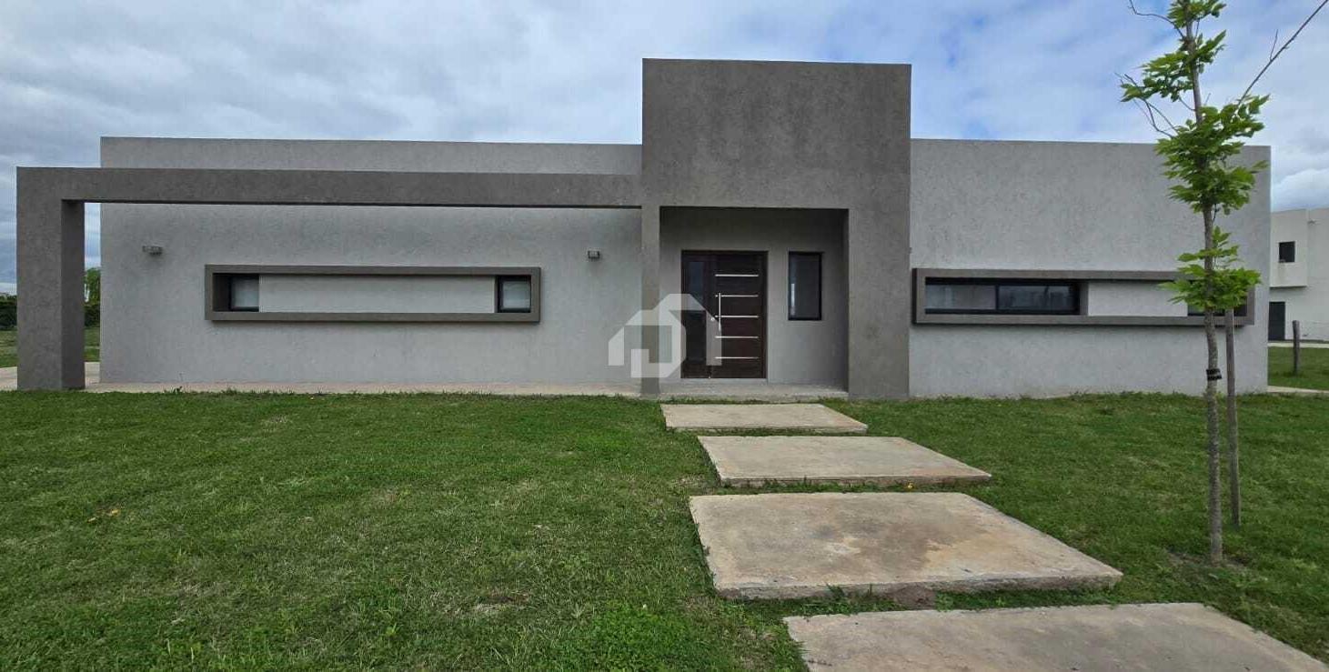 Foto de Casa en Venta en San Sebastian, Escobar, G.B.A. Zona Norte, imagen 1