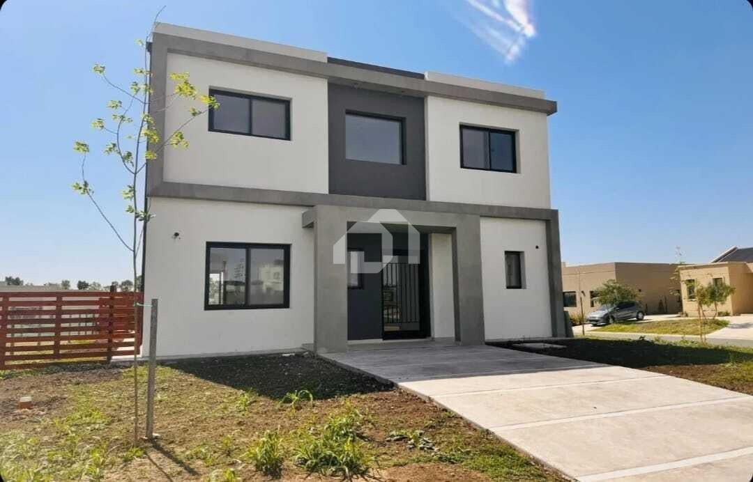 Foto de Casa en Venta en Santa Elena, Pilar del Este, Pilar, imagen 2
