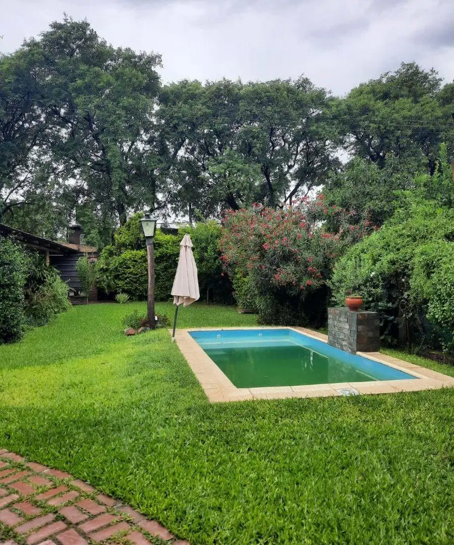Venta casa de 3 dormitorios con patio y pileta en Sauce Viejo 2