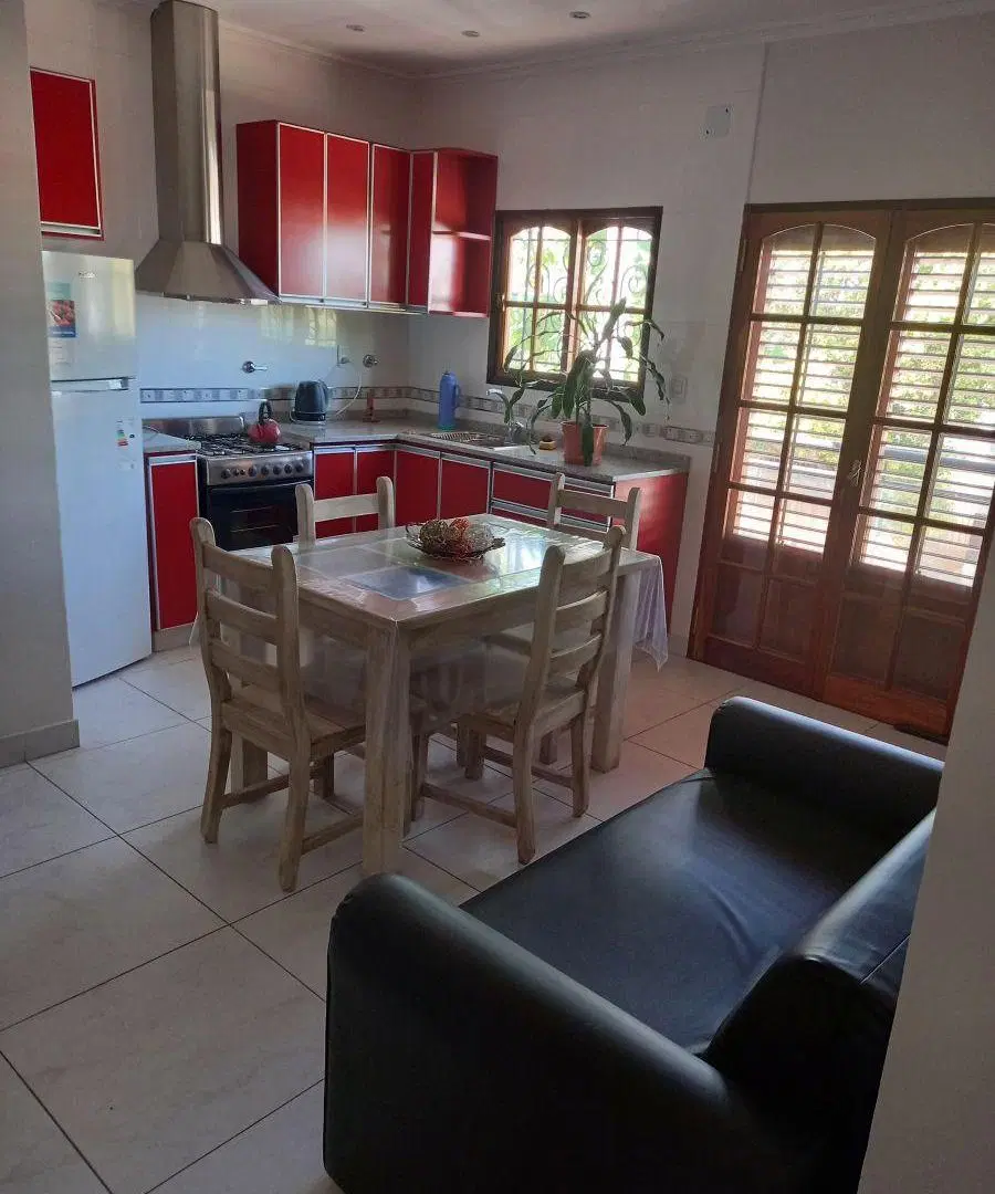 Departamento de 1 dormitorio en Planta ALta por escalera 5