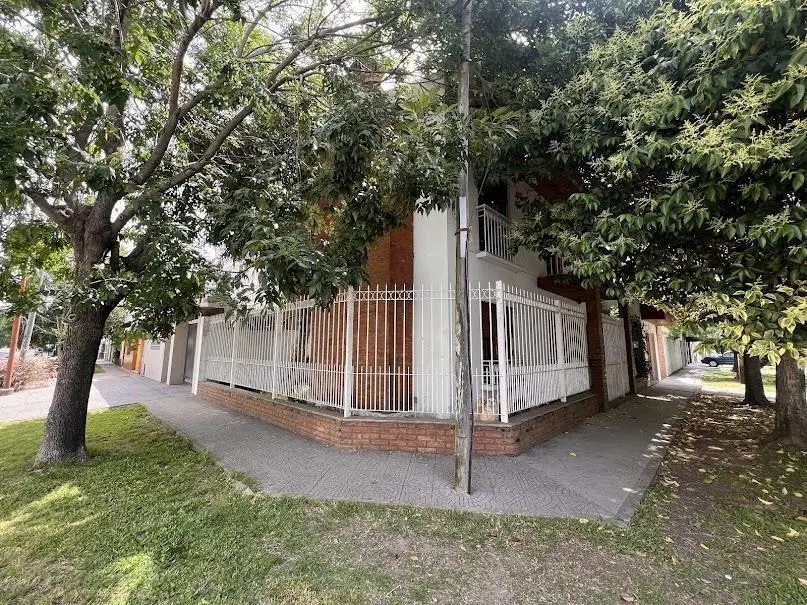 Casa en La Plata de 3 dormitorios 8