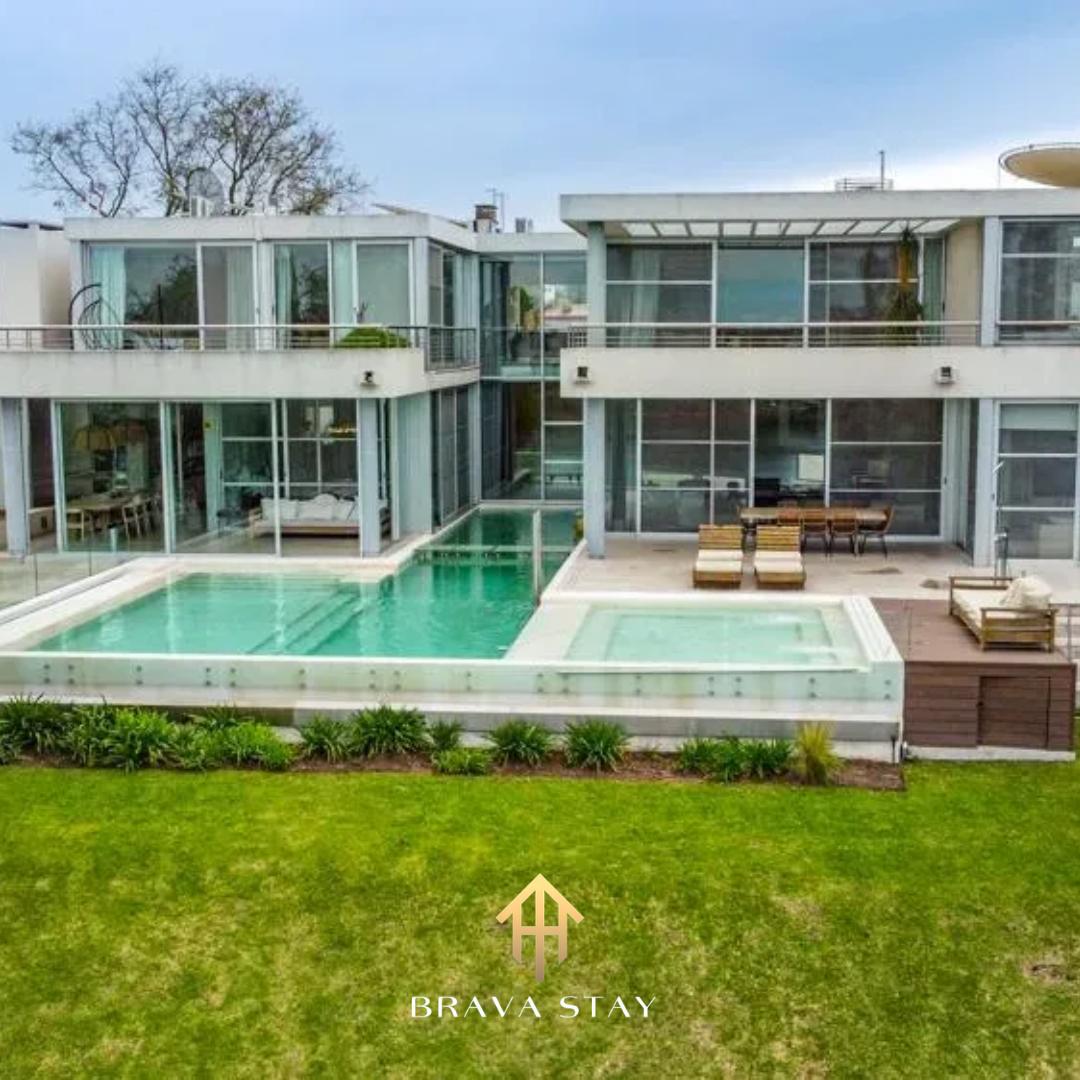 Foto de CASA A LA LAGUNA EN SANTA BÁRBARA | 600 M², MUELLE Y PILETA INFINITA, imagen 2