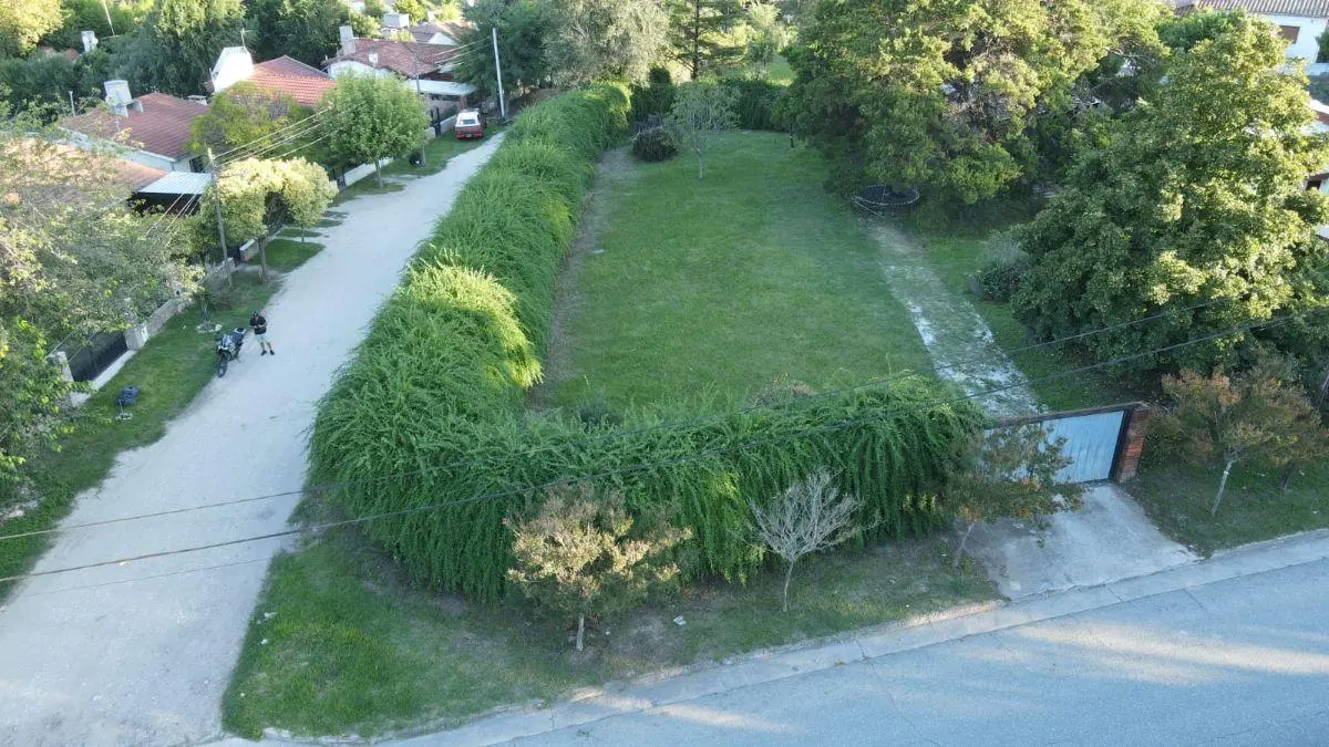 Venta, Exclusico lote en Barrio El Dominador 5