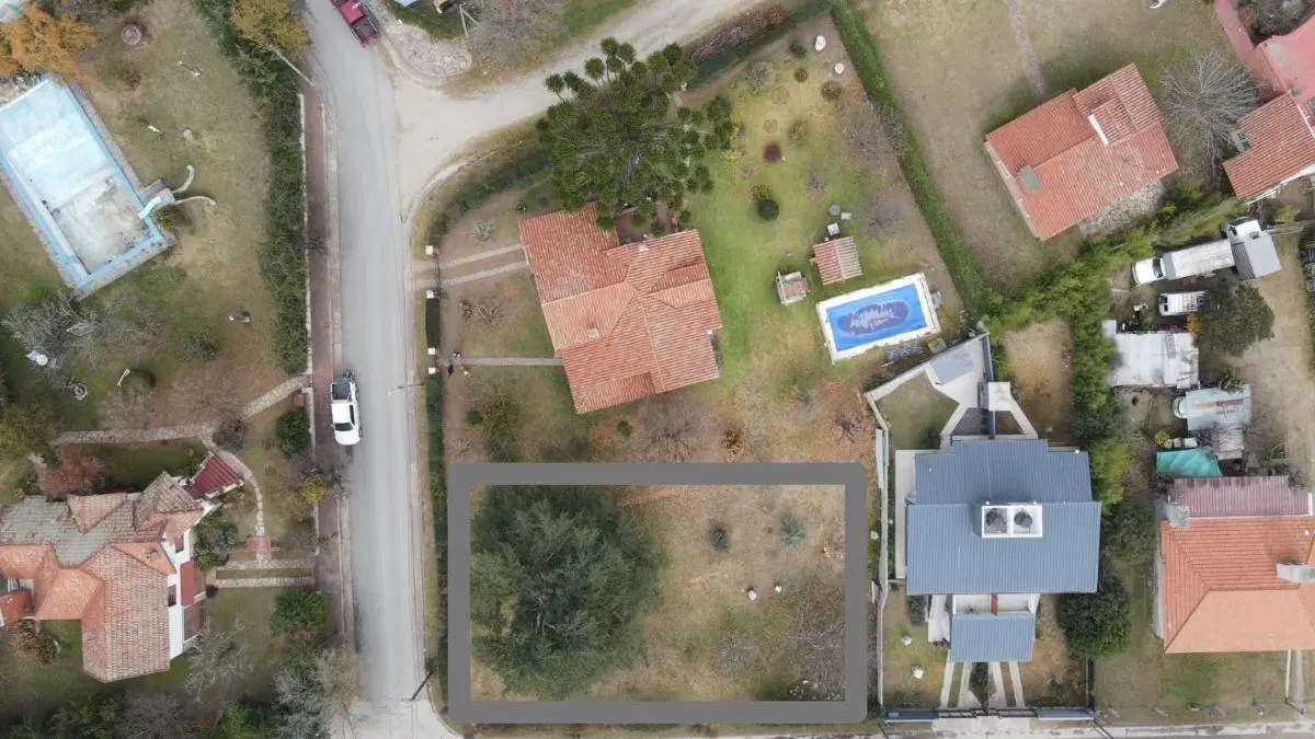 Venta Lote Villa Eden en la Ciudad de La Falda Barrio residencial, con todos los servicios 3
