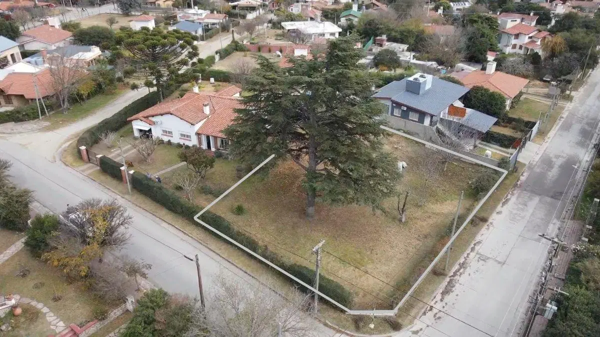 Venta Lote Villa Eden en la Ciudad de La Falda Barrio residencial, con todos los servicios 2