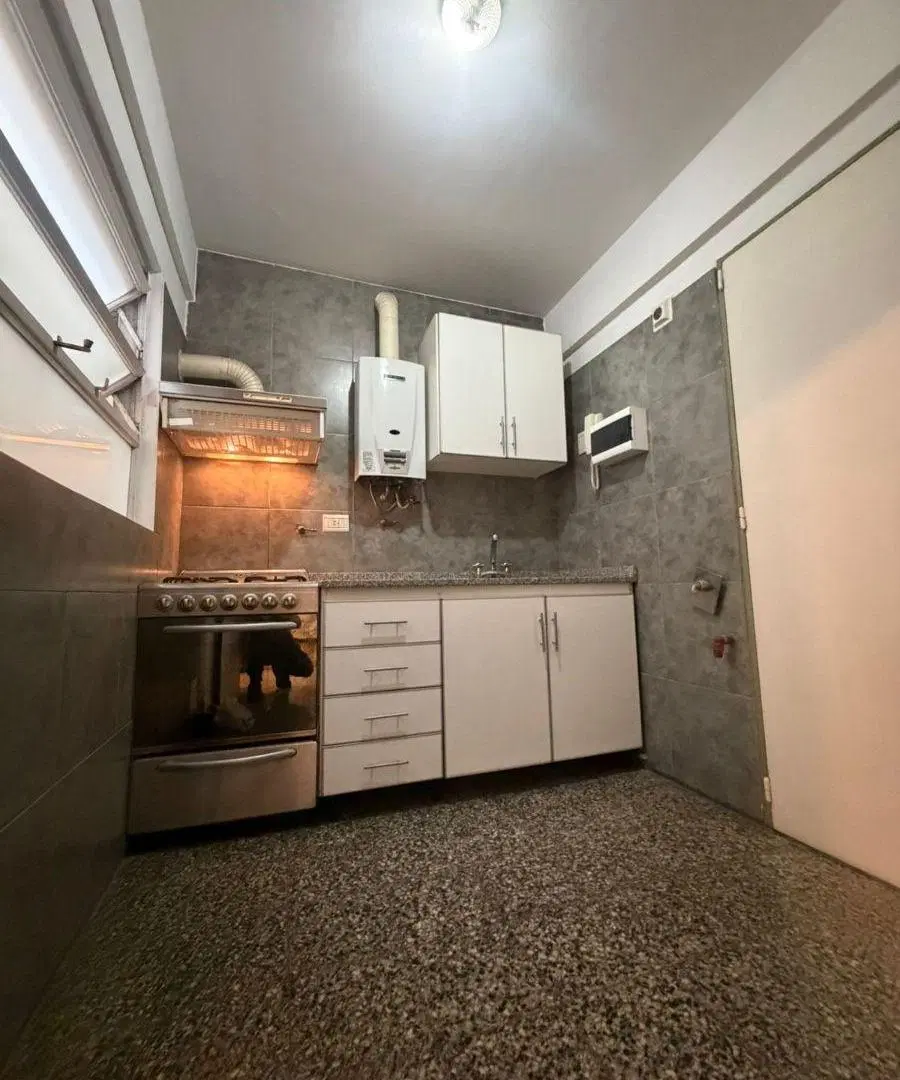 DEPARTAMENTO 2 AMBIENTES EN ALQUILER EN RAMOS MEJIA 4