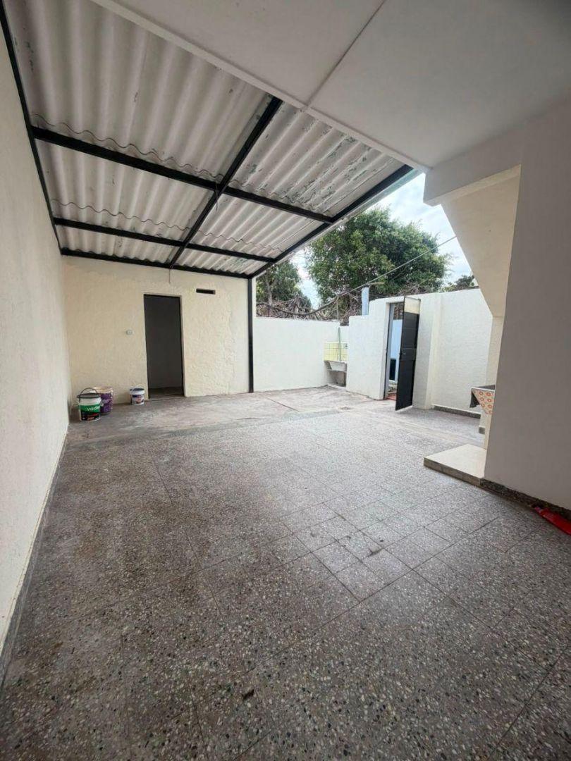 Foto de CASA PH PLANTA BAJA AL FRENTE EN ALQUILIER EN HAEDO/PALOMAR, imagen 2