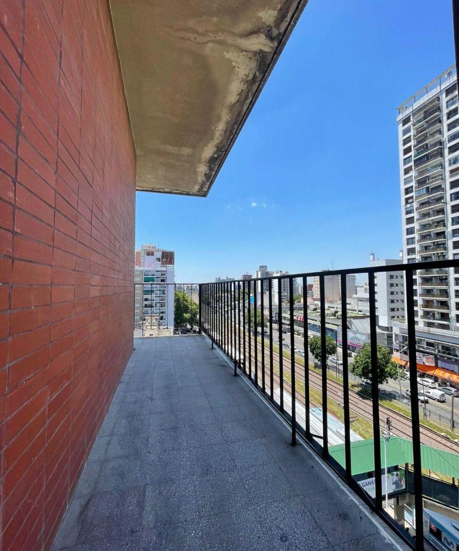 Foto de DEPARTAMENTO 4 AMBIENTES EN ALQUILER EN RAMOS MEJIA, imagen 3