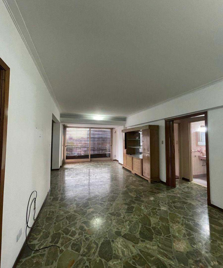 Foto de DEPARTAMENTO 4 AMBIENTES EN ALQUILER EN RAMOS MEJIA, imagen 1