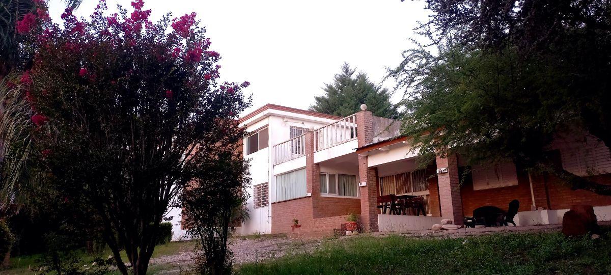 Foto de Casa de 1214 m² con 3 dormitorios en venta en san roque cordoba, imagen 1