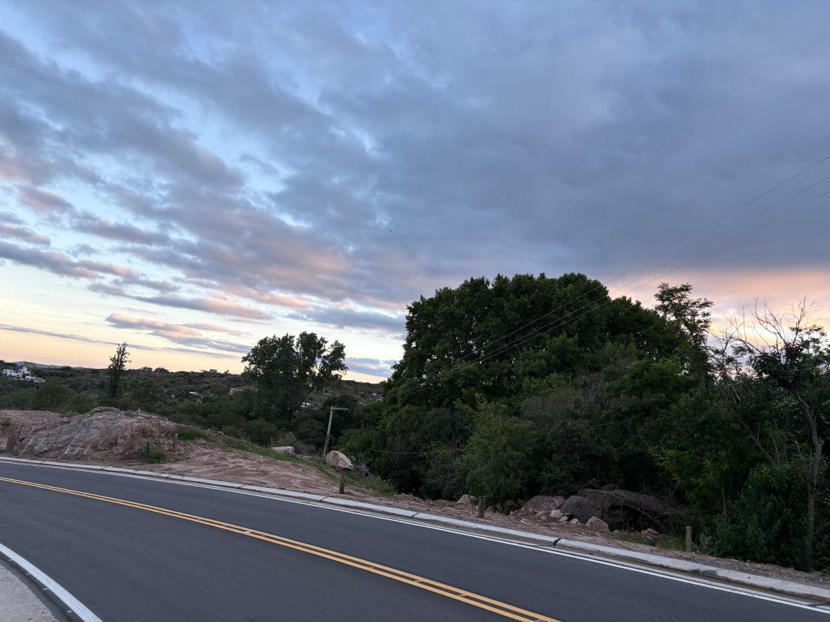 Foto de Lote sobre ruta 28 Tanti, imagen 1