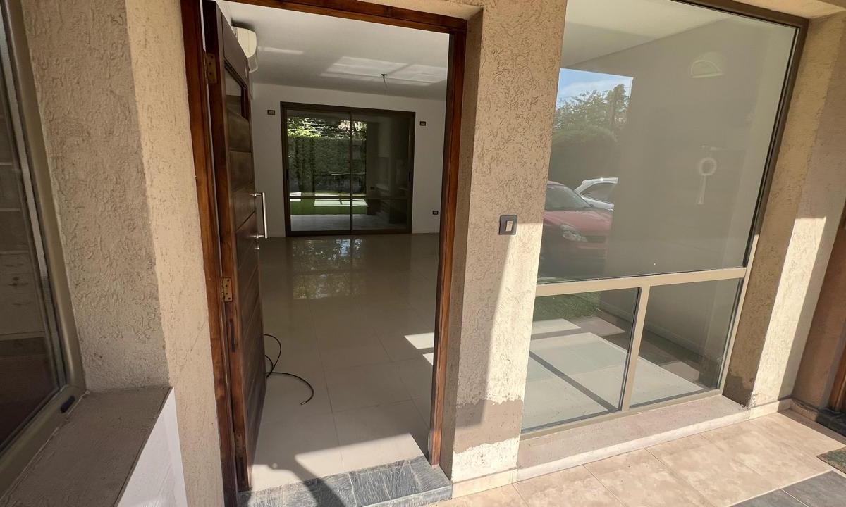 Departamento Dos Ambientes en Venta en Canning 3