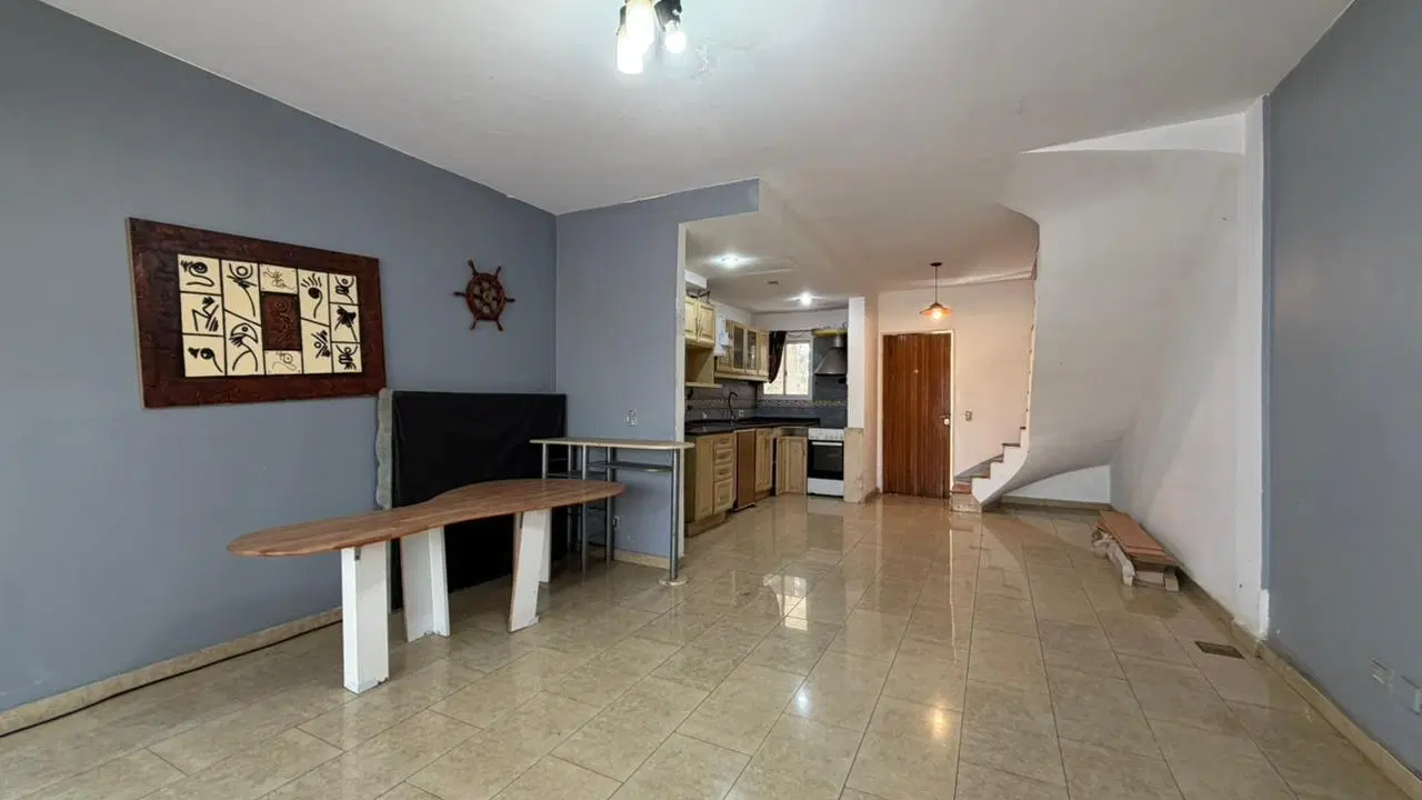 Departamento 3 ambientes en venta en Canning 2