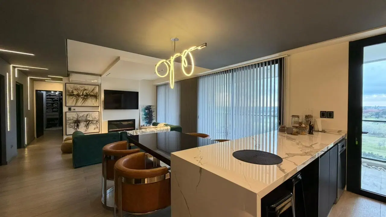 Departamento en venta 3 ambientes con 2 cocheras en Canning 1