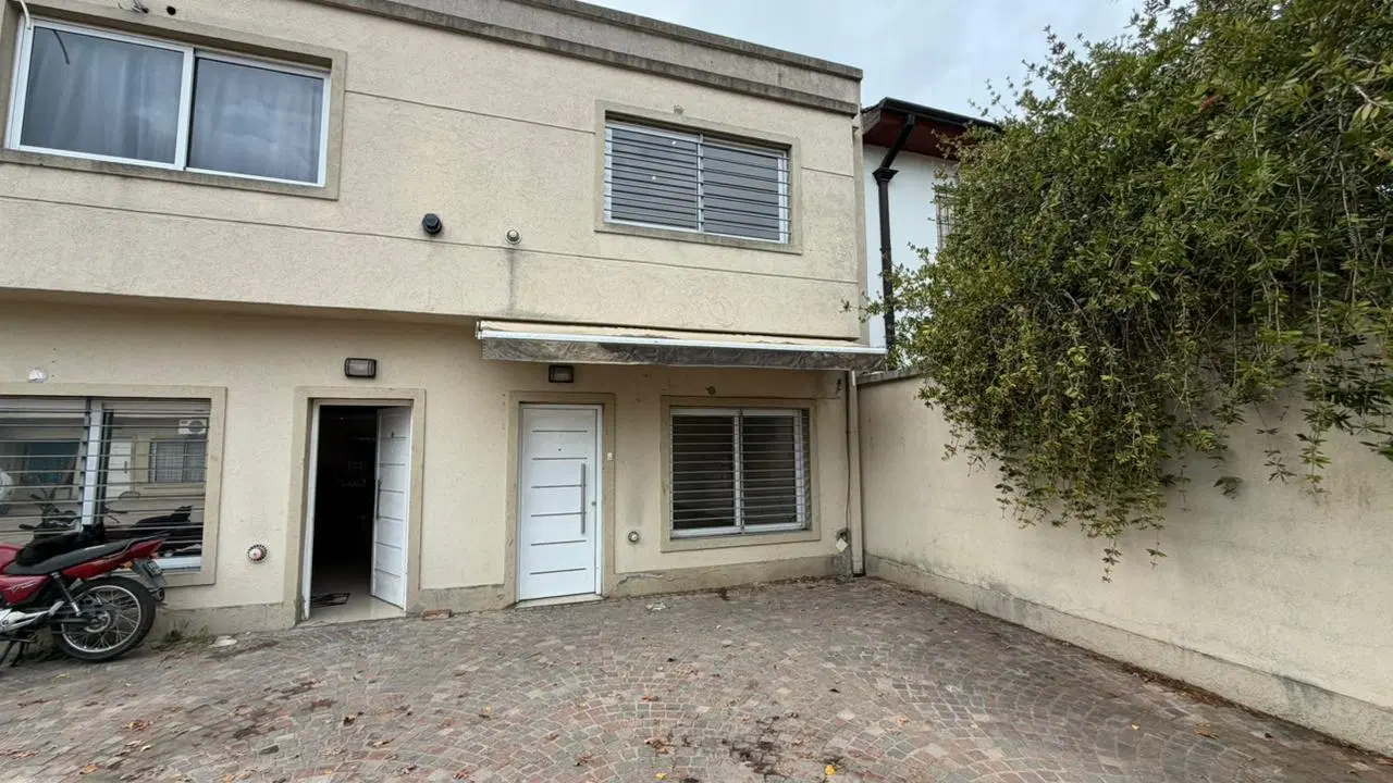 Departamento tipo dúplex 4 ambientes en venta en Canning apto crédito 3