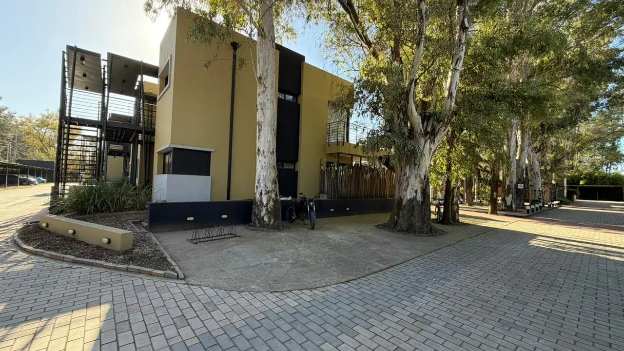 Departamento en venta o alquiler 3 ambientes en Las Cavas Canning 3