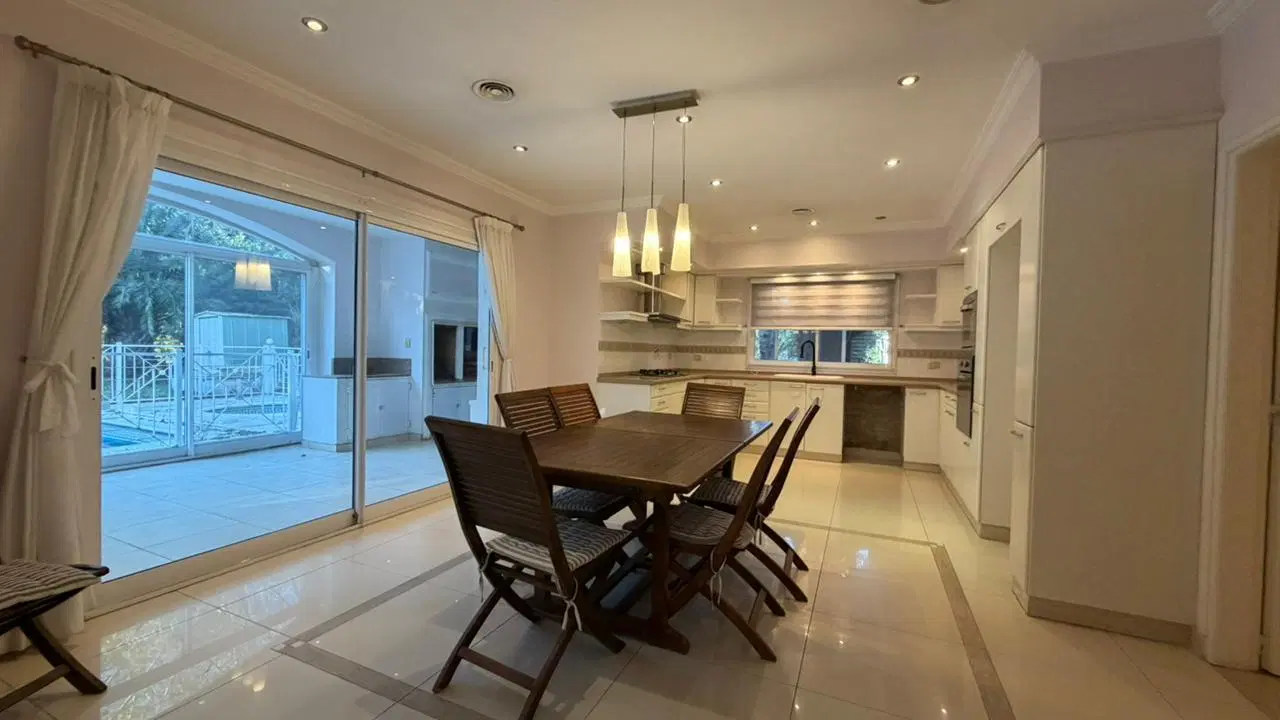 Casa en venta 5 ambientes en barrio privado Solar del Bosque Canning 4