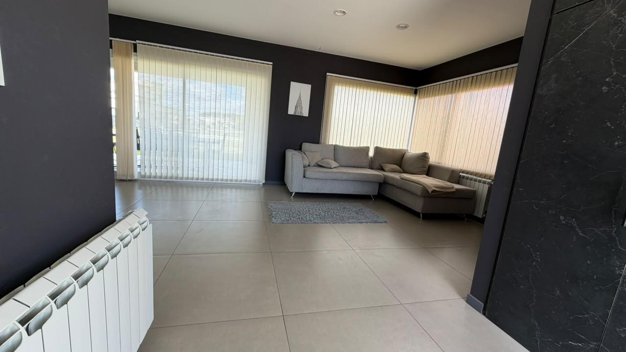 Foto de Casa en venta o alquiler 4 ambientes en Canning, imagen 3