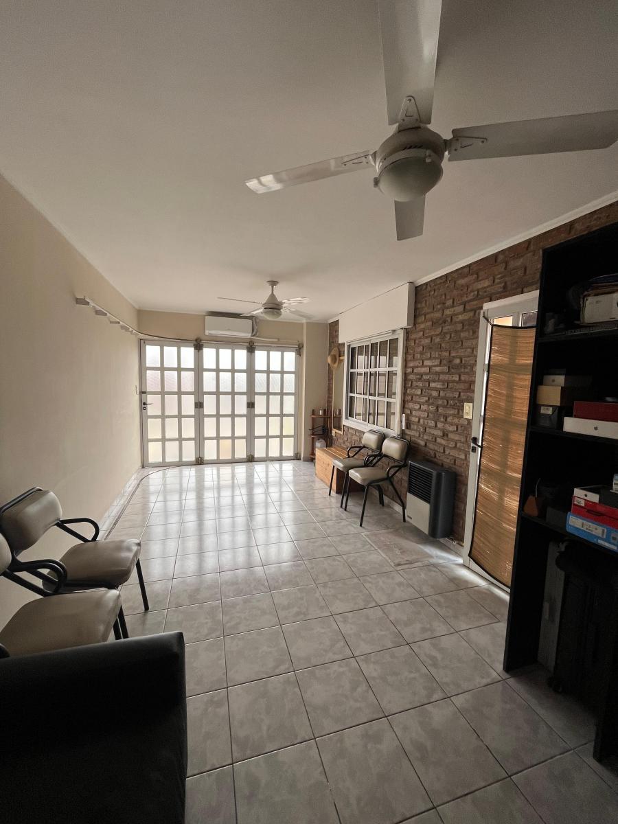 Venta Hermosa Casa de Dos Dorm. 2