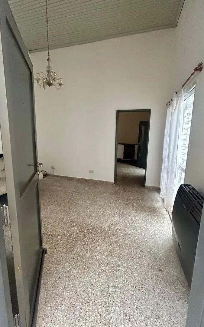 PH VENTA CASA DE PASILLO 1 DORMITORIO TERRAZA EXCLUSIVA PATIO IDEAL INVERSION REP. DE LA SEXTA 2