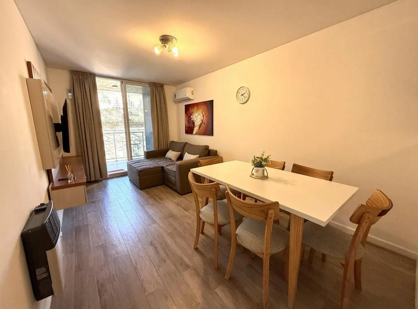 ALQUILER TEMPORARIO 1 DORMITORIO CON BALCON ROCA Y MENDOZA ROSARIO 5