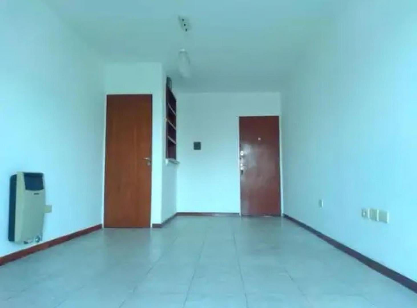 ALQUILER 1 DORMITORIO CON BALCÓN UNR MEDICINA / TERMINAL MODERNO SEMI-AMOBLADO