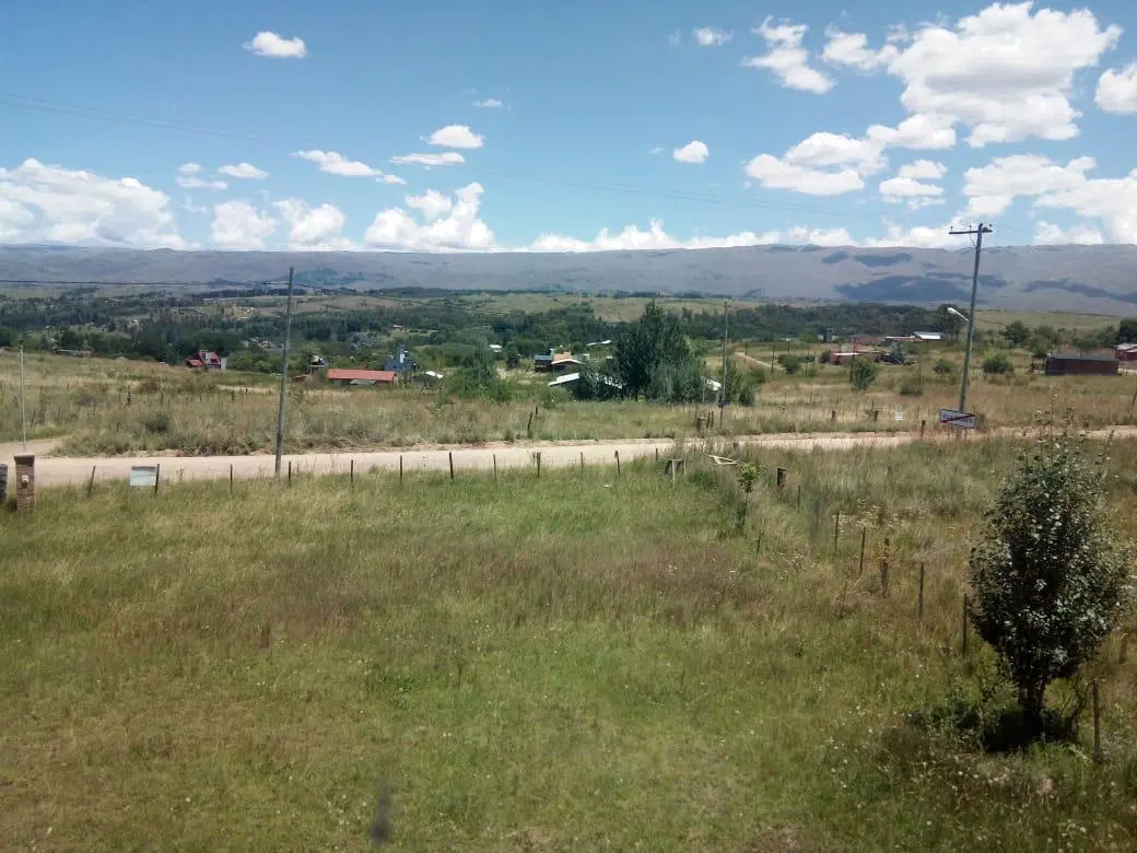 VENTA CASA CON TERRENO YACANTO CORDOBA OPORTUNIDAD CONSULTAR 4