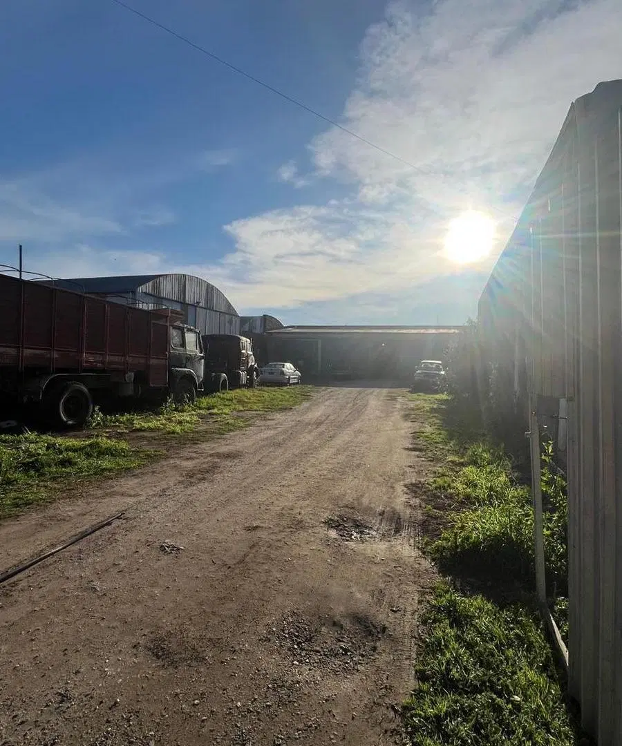 TERRENO CON GALPON A LA VENTA CHOVET 4
