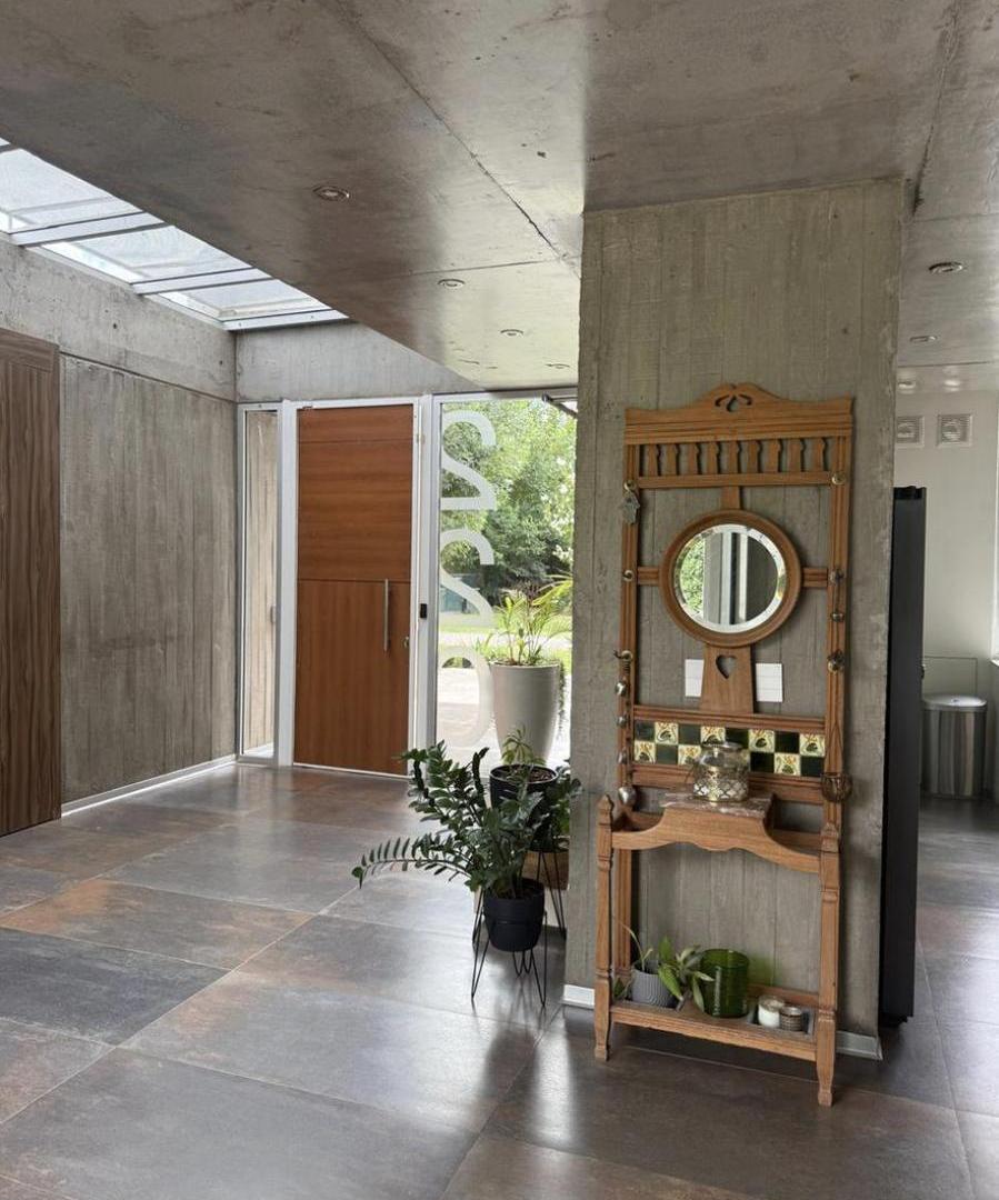 Foto de VENTA HERMOSA CASA 4 DORMITORIOS 5 BAÑOS PISCINA PARQUE KENTUCKY CLUB, imagen 4