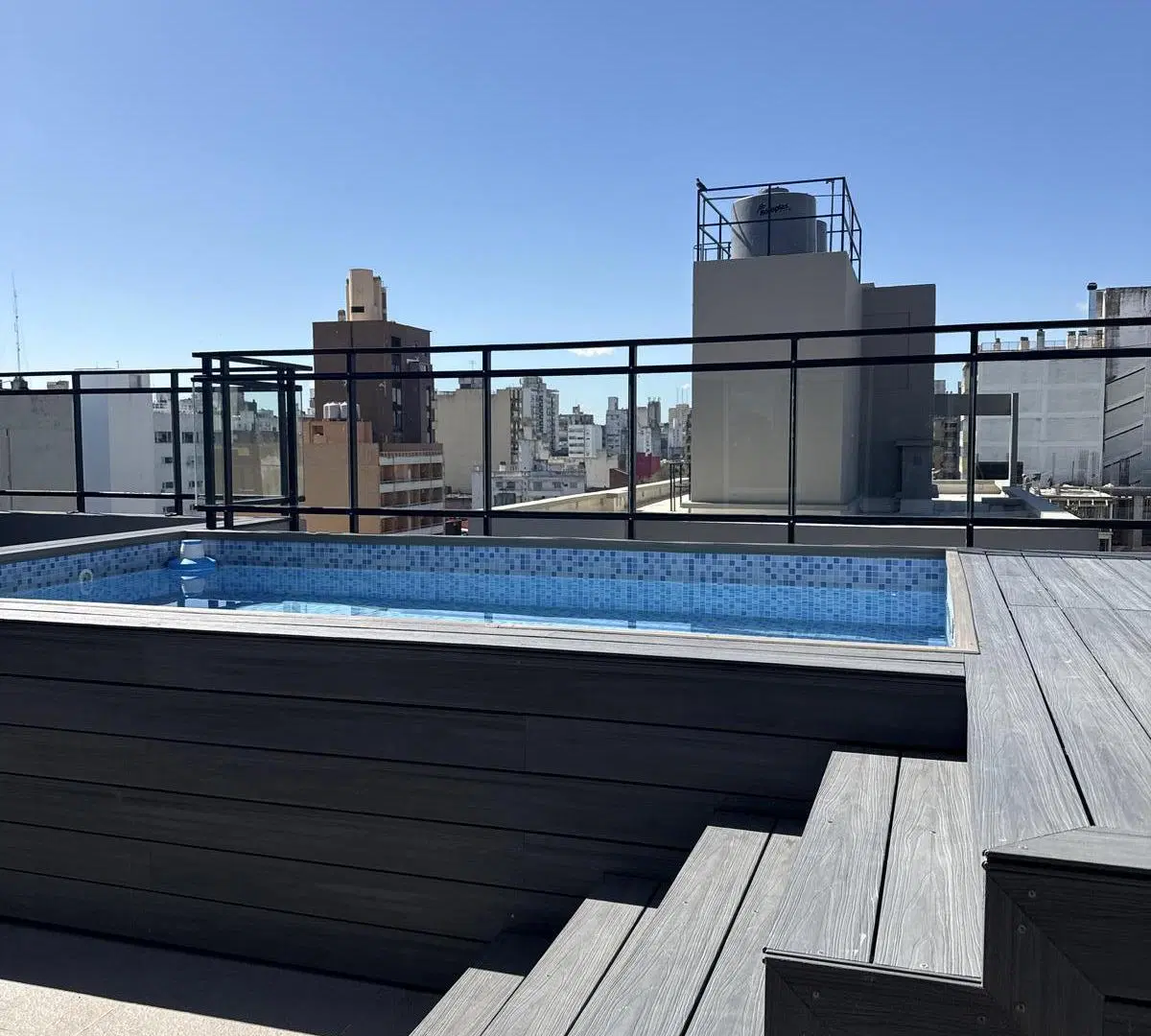 ALQUILER A PARTIR DE AGOSTO 1 DORMITORIO CON BALCON NUEVO GAS PISCINA QUINCHO UNR / UAI 4