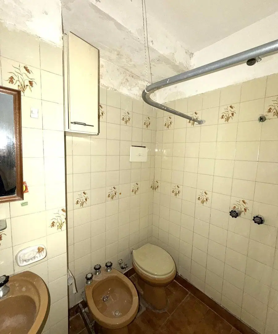VENTA / PERMUTA 1 DORMITORIO CON GAS / EXPENSAS BAJAS IDEAL INVERSION ABASTO A PASOS DE PELLEGRINI 8