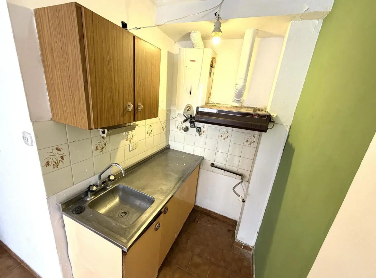 VENTA / PERMUTA 1 DORMITORIO CON GAS / EXPENSAS BAJAS IDEAL INVERSION ABASTO A PASOS DE PELLEGRINI 5