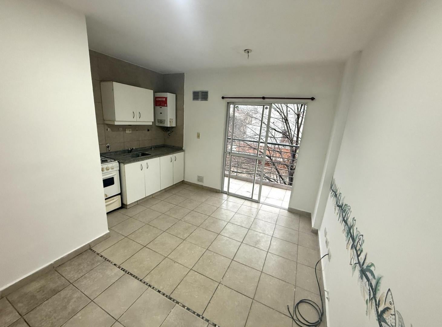 Foto de ALQUILER 1 DORMITORIO BALCON ECHESORTU GAS CRESPO Y 9 DE JULIO ZONA UCA, imagen 1