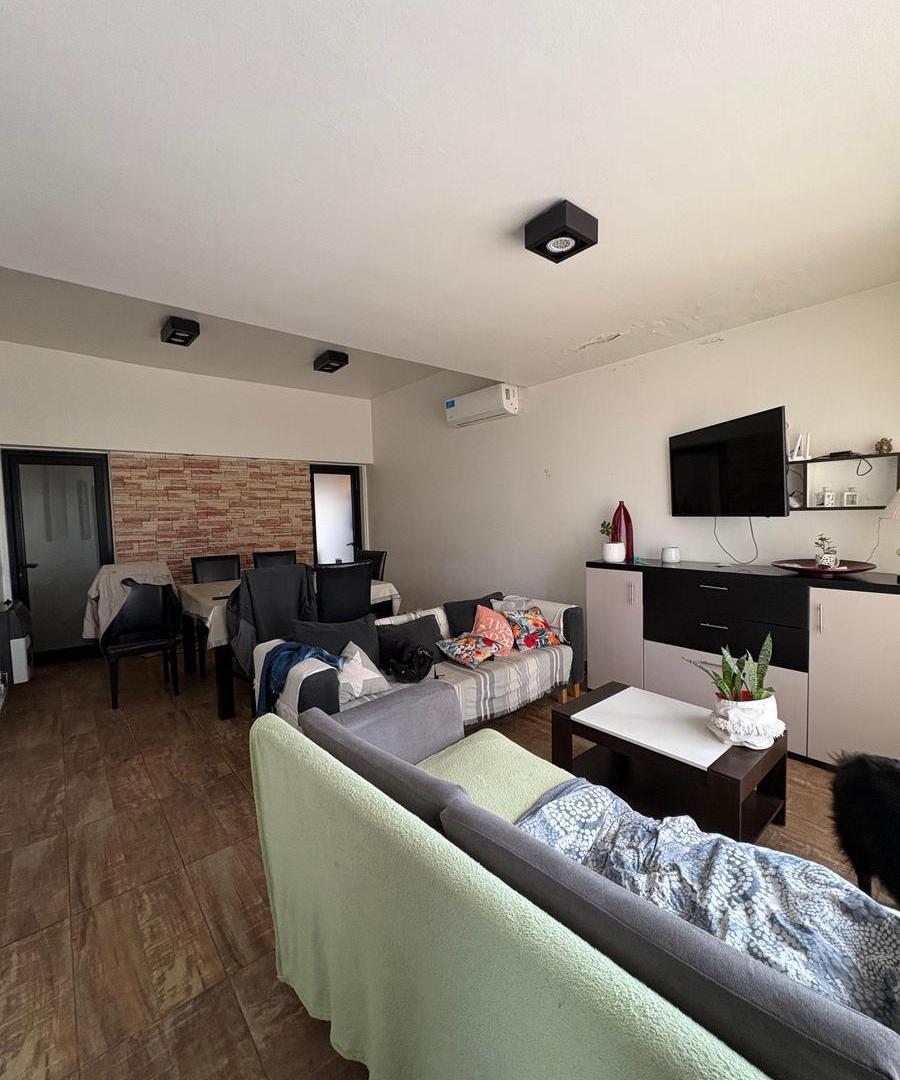 Foto de VENTA CASA FIRMAT 3 DORMITORIOS 2 BAÑOS CENTRO TODOS LOS SERVICIOS, imagen 1