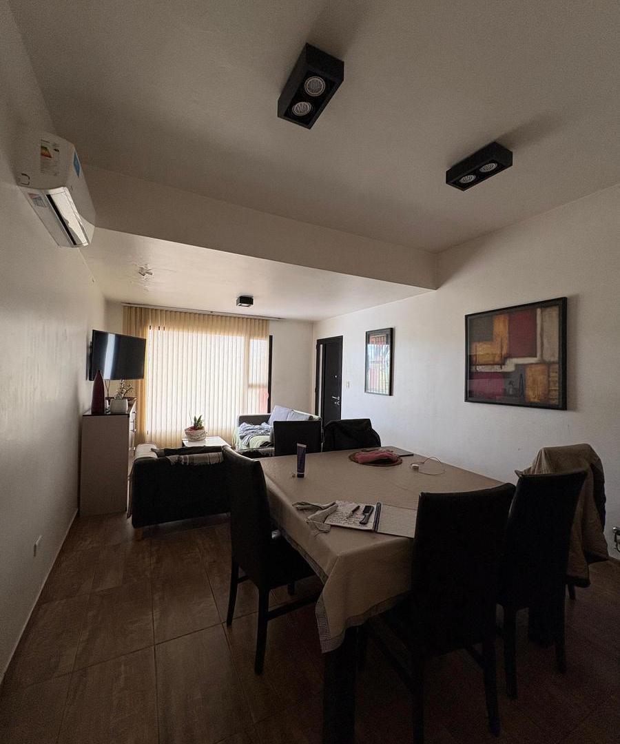 Foto de VENTA CASA FIRMAT 3 DORMITORIOS 2 BAÑOS CENTRO TODOS LOS SERVICIOS, imagen 3